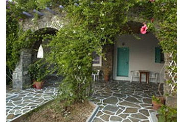 Grecia Privát Naoussa, Exterior